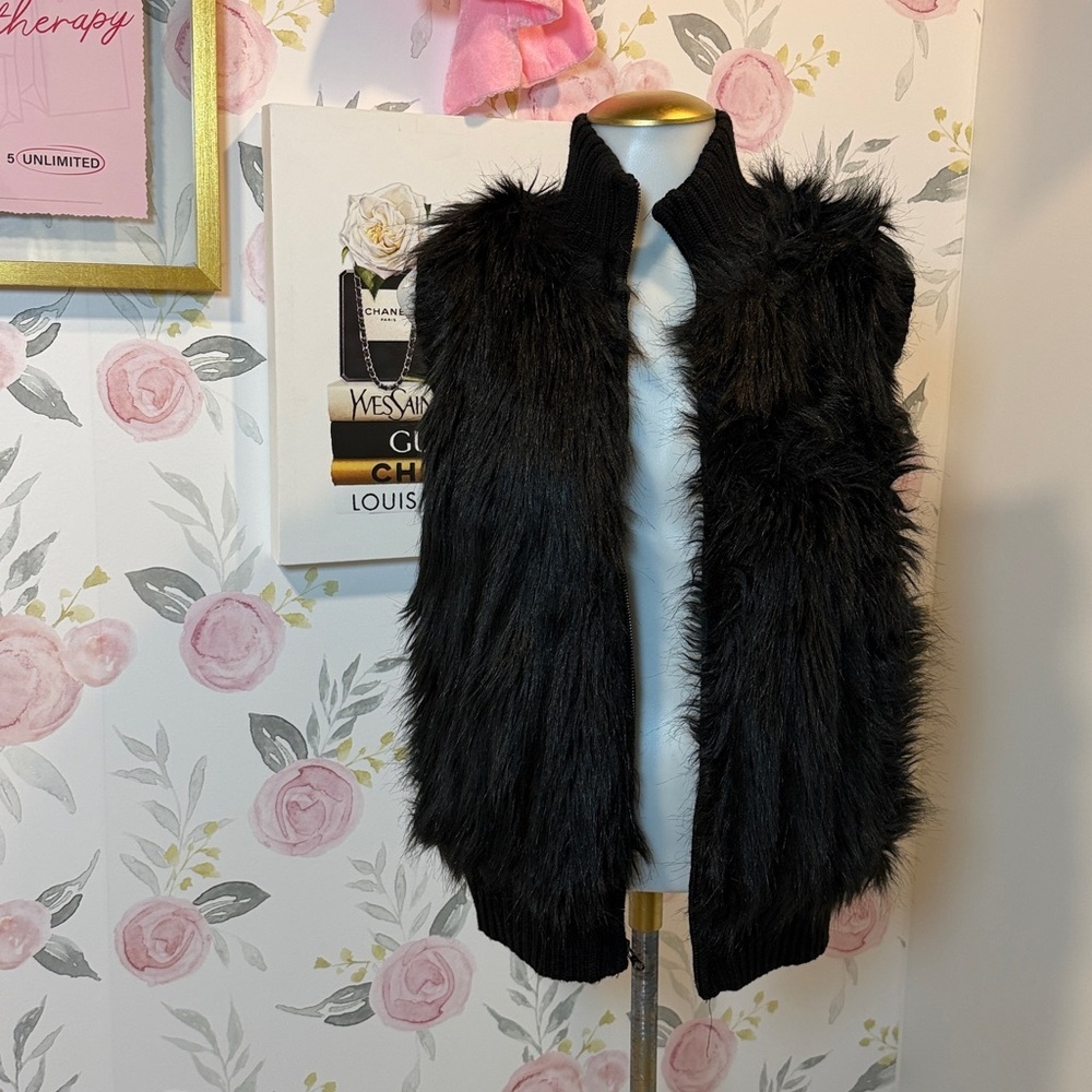 Willi Smith Black Faux Fur Vest